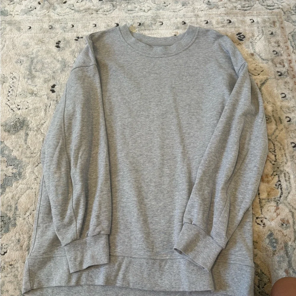 lululemon athletica perfectly oversized crew - Picture 2 of 4